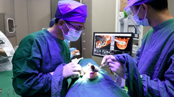 数智鼎植 | 宁波鼎植口腔医院盛大开业，科技赋能口腔诊疗新维度