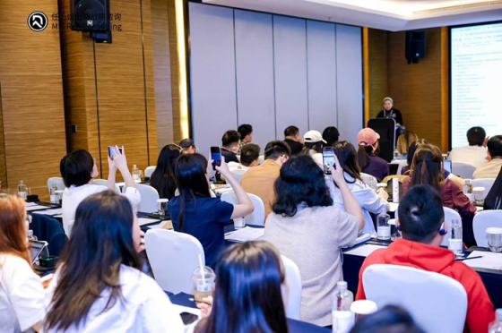 任小姐出海战略咨询「跨境电商老板年终赚钱大课」：洞见2026年跨境赚钱新机遇